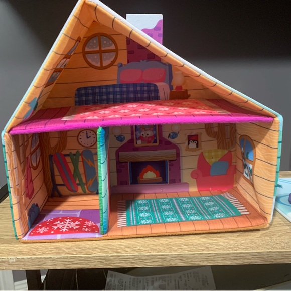 Squishville Ski Chalet plush toy with minis Cam Lola Winston Fifi - Picture 4 of 7